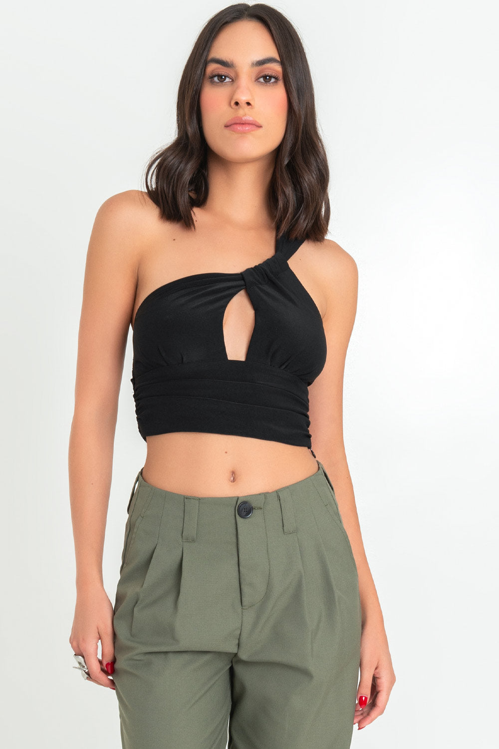 Crop Top Asimétrico Con Cut Out Tirante Plisado Negro Highstreet