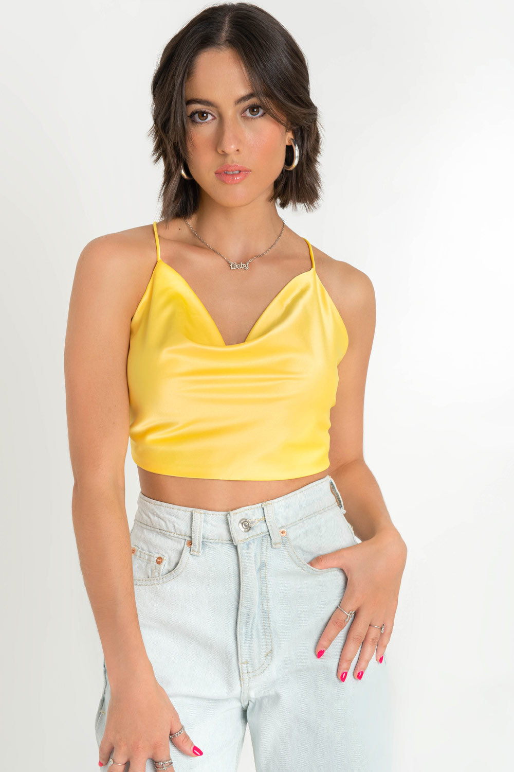 Crop top satinado escote fluido amarillo HIGHSTREET