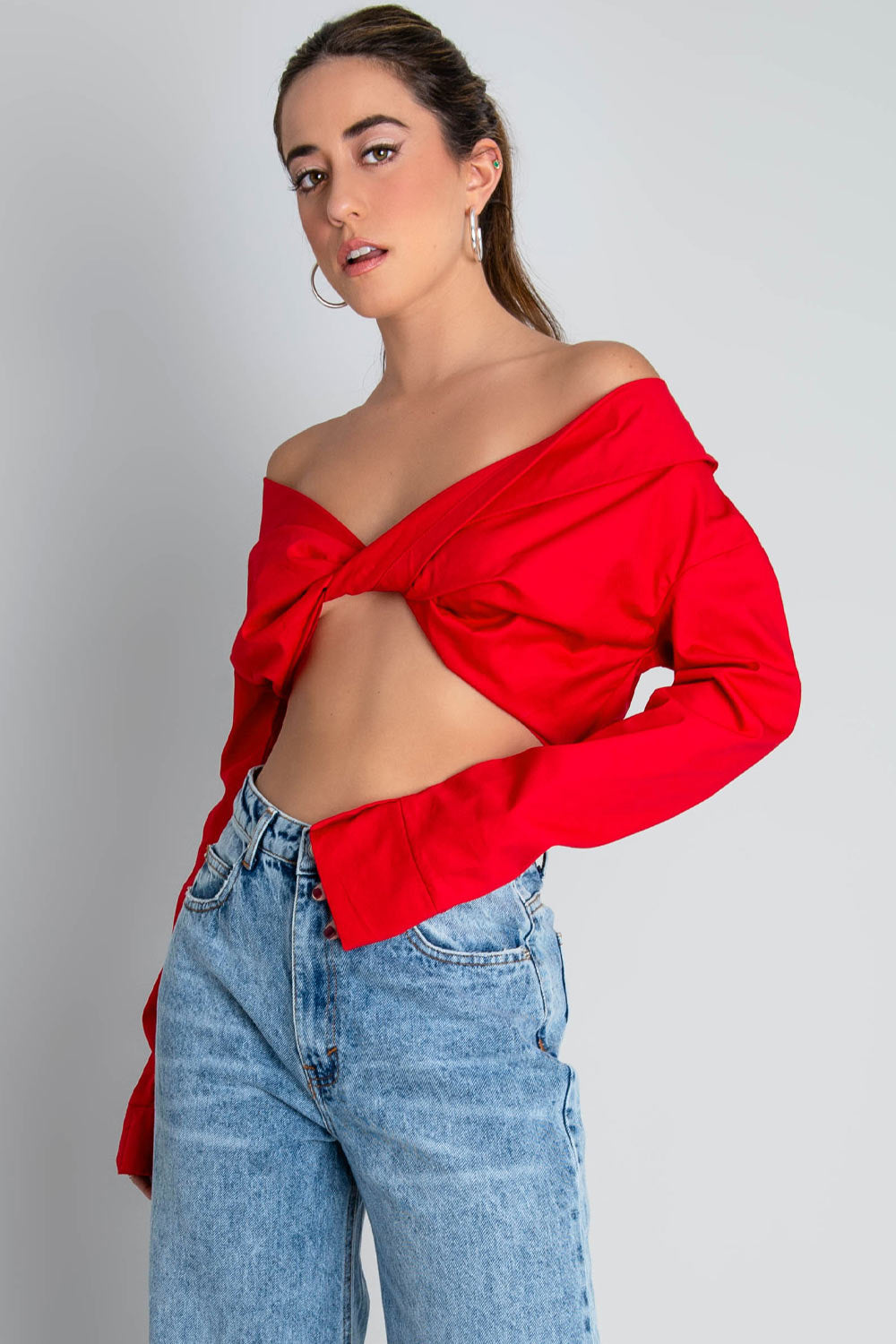 Blusa corta escote nudo hombros rojo – HIGHSTREET