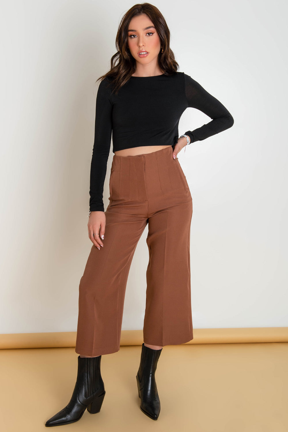 Pantalón culotte con pinzas cintura cafe moca – HIGHSTREET
