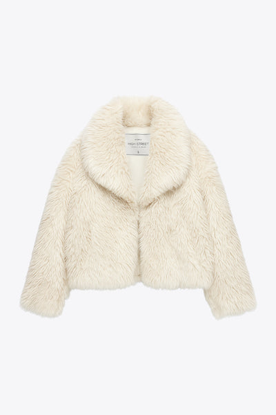 Abrigo corto de efecto pelo, fit oversized, con solapa y manga larga.