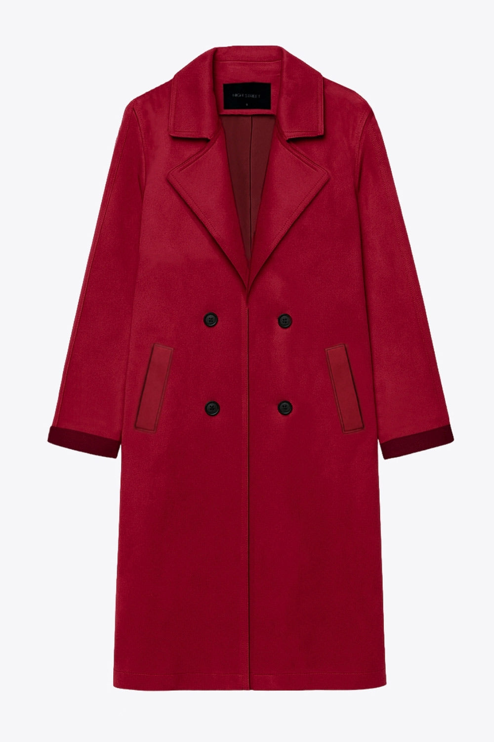 Abrigo de gamuza, fit recto, manga larga con doblez en puños, bolsillos delanteros con vivos, con solapa y hombreras. Detalle de costuras decorativas en bordes, abertura posterior en bajo y cierre frontal con doble cruce de botón en contraste.