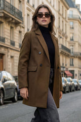 Abrigo largo con solapa botones en contraste