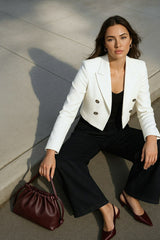 Blazer corto abierto botones en contraste