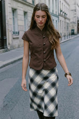 Sleeveless mandarin collar top