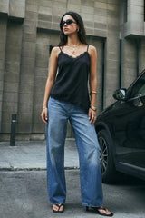Blusa Chelsea con encaje