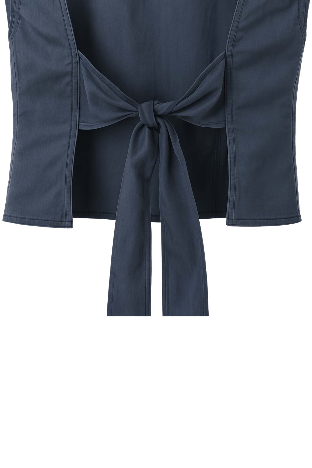 Blusa corta de fit ajustado, sin mangas, cuello redondo, pinzas frontales y cut out en espalda con lazo amarrable posterior. Cierre posterior con broche.