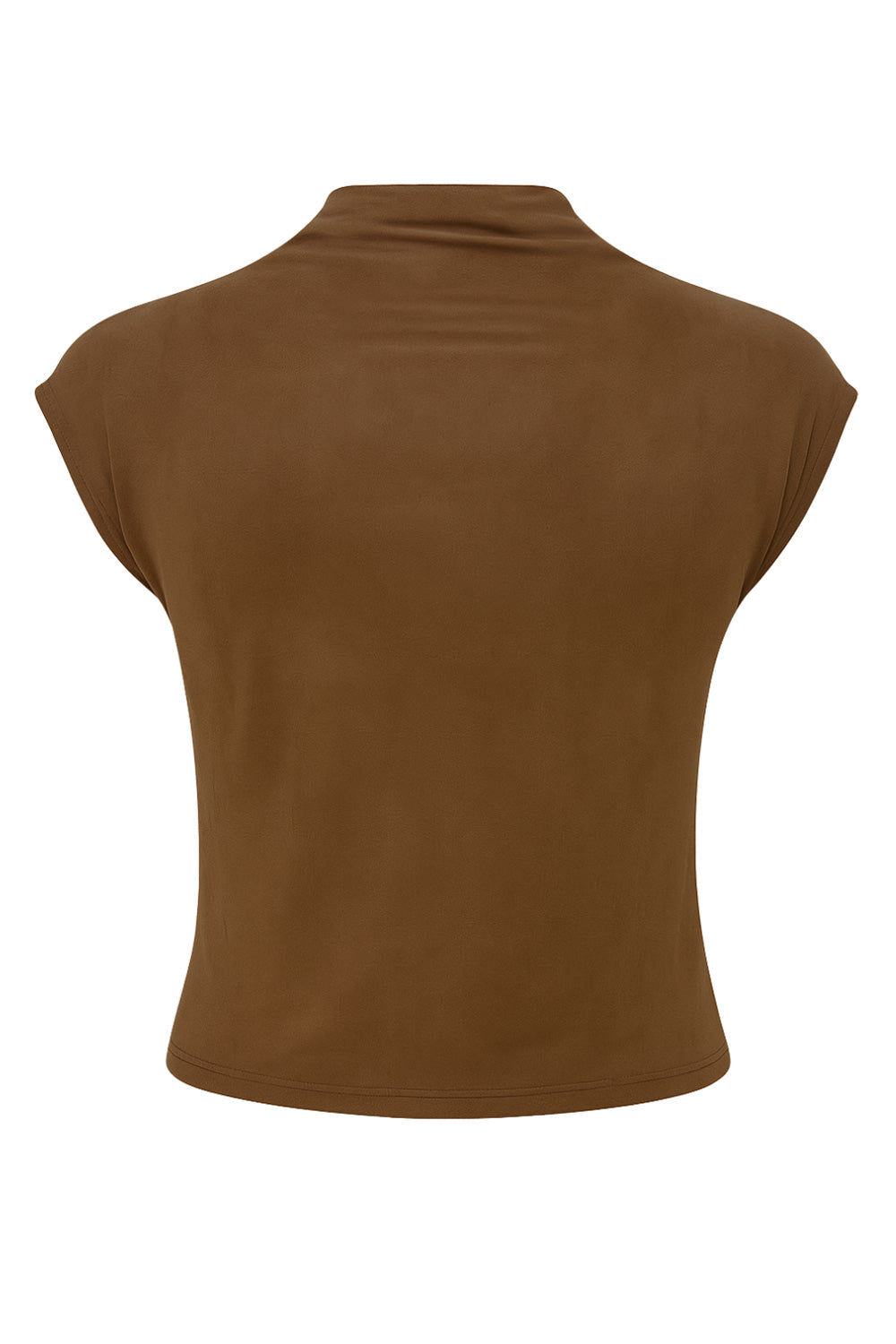 Blusa de gamuza, fit ajustado, cuello mock fluido, manga corta seguida y plisados en hombros.