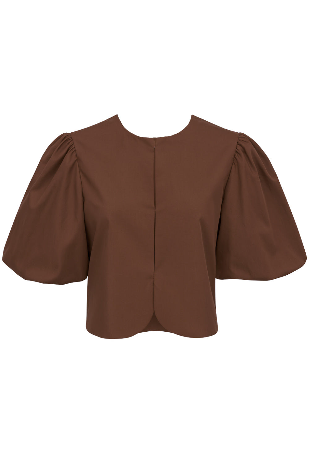 Blusa corta de fit recto, cuello redondo, manga corta amplia globo con volumen en borde, cierre frontal con broches ocultos y bajo curveado frontal.