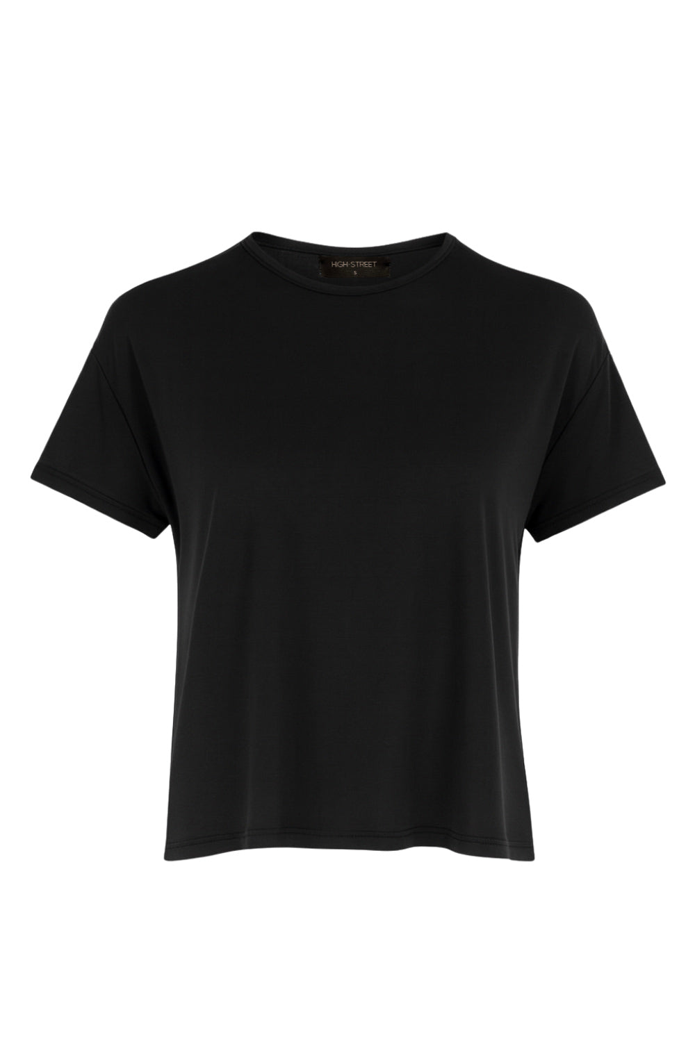 Camiseta básica de manga corta, cuello redondo y fit recto.