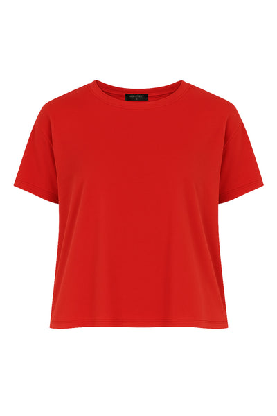 Camiseta básica de manga corta, cuello redondo y fit recto.