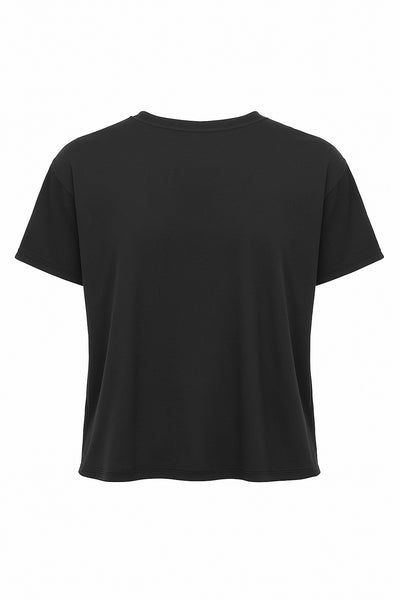 Camiseta básica de manga corta, cuello redondo y fit recto.