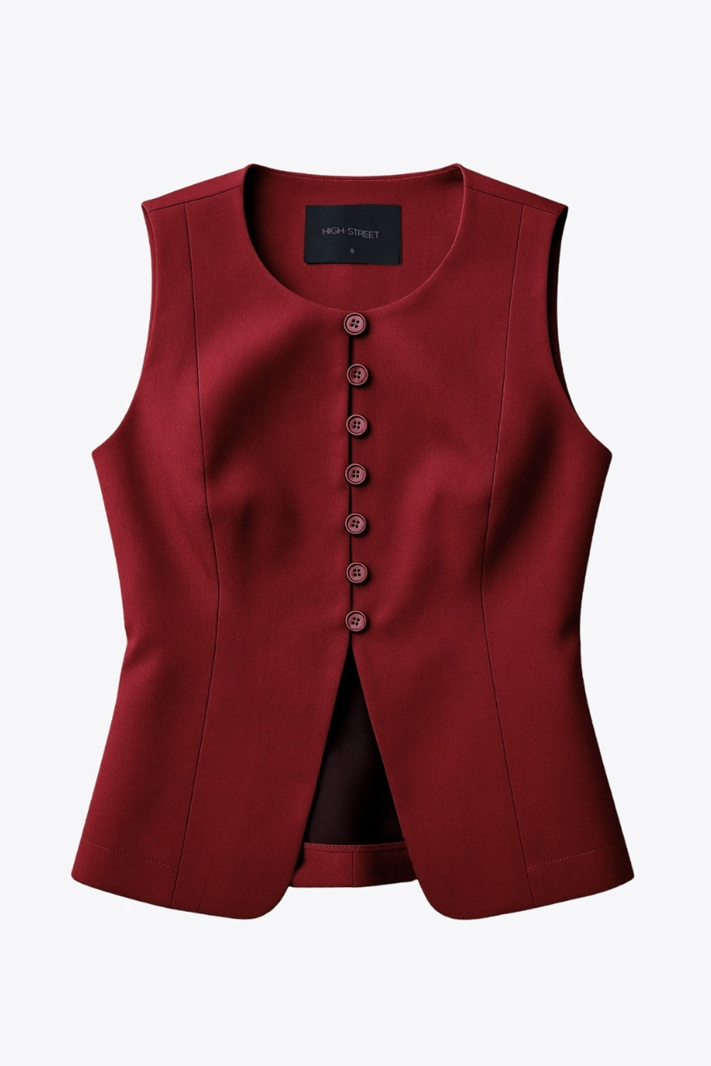 Chaleco ajustado de cuello redondo, pinzas frontales, fit recto, cierre frontal con hilera de botones en contraste, abertura frontal en bajo y lazado ajustable posterior.