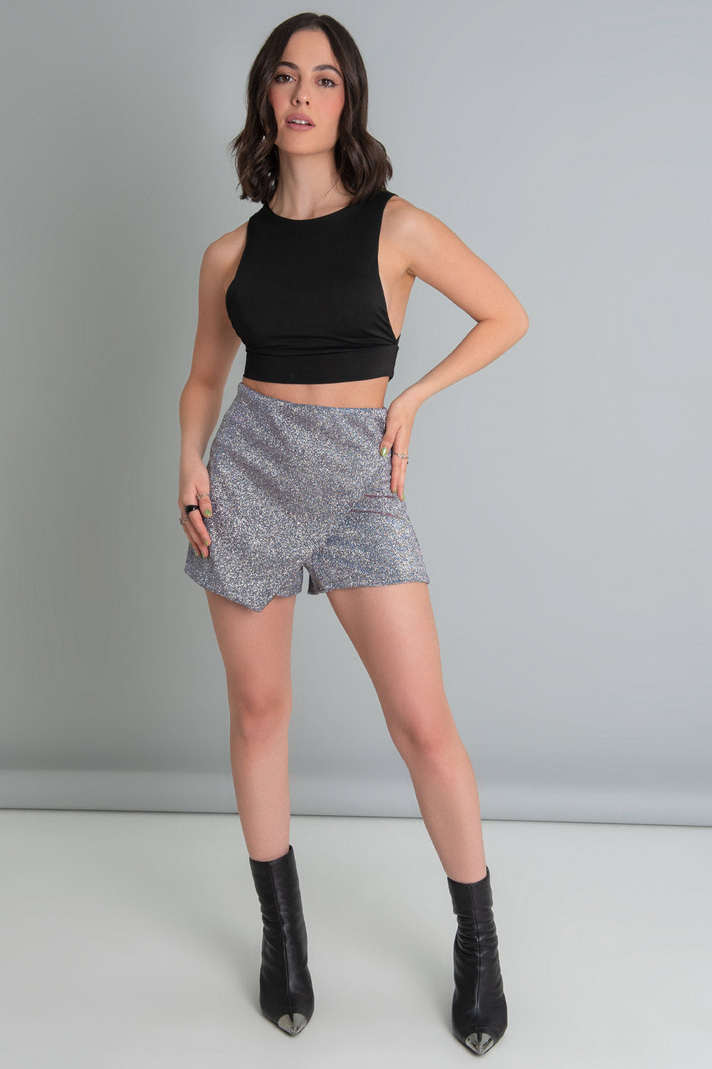 Falda short corto met lico cruce frontal asim trico HIGHSTREET