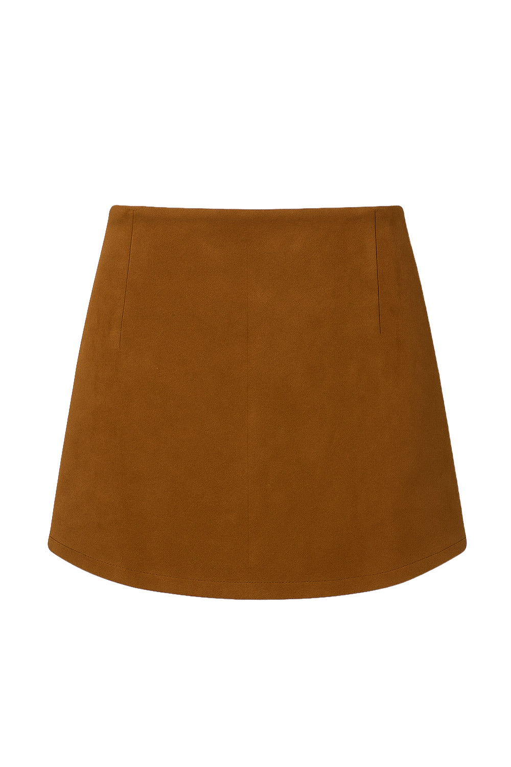 Falda short corto de gamuza, corte en a, cintura alta con pretina, abertura frontal en bajo y cierre lateral con cremallera oculta. Detalle de cinturón decorativo con hebilla en contraste.