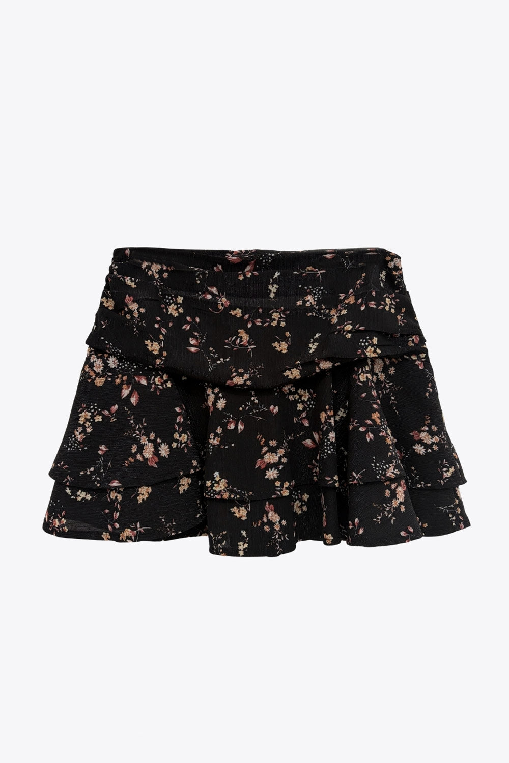 Falda short corto de estampado floral, cintura alta, corte en a, plisados en cadera, capas de olanes en bajo y cierre lateral con cremallera oculta.