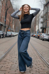 Jeans tiro alto cintura cruzada