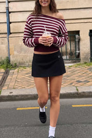 Jersey de estampado rayas, fit fluido, cuello barco, manga larga abullonada, rib en bajo y puños.
