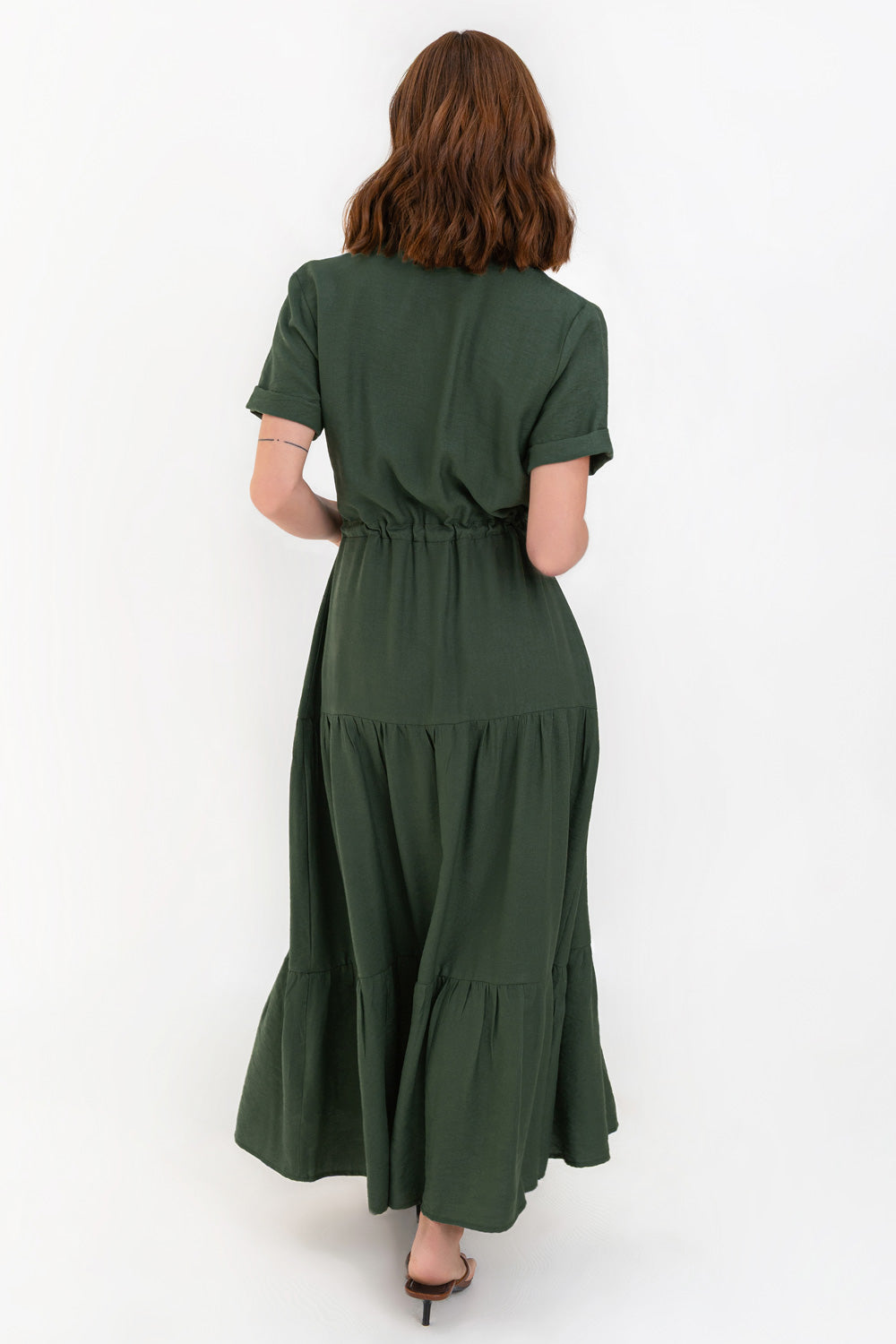 Maxi vestido camisero de olanes con jareta verde militar – HIGHSTREET
