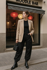 Pantalón cargo de cintura alta con jaretas