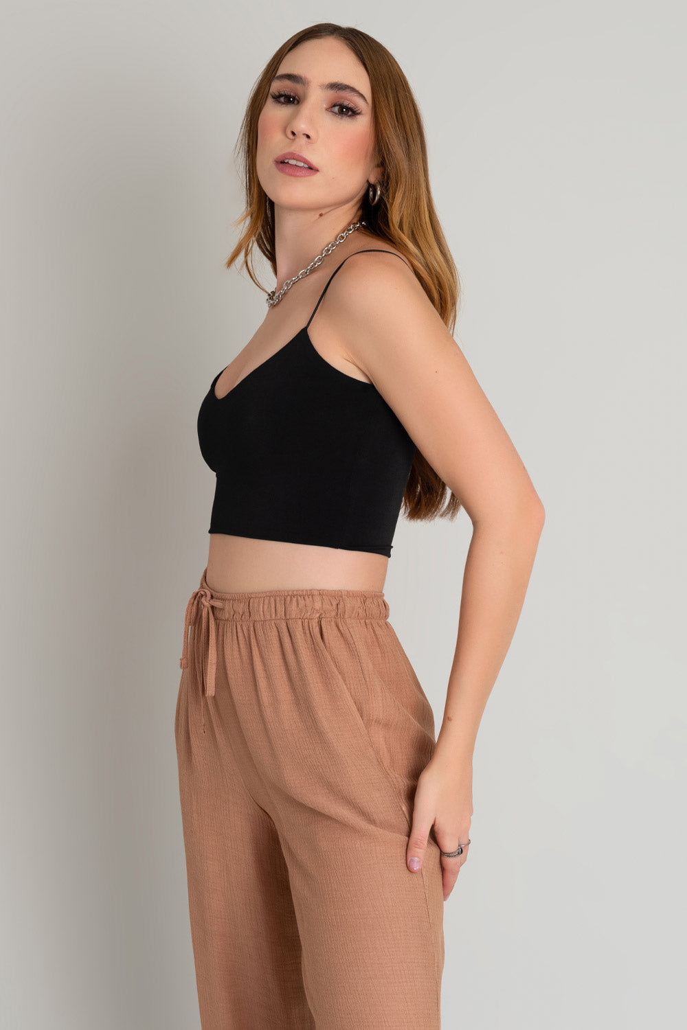 Pantalón jogger fit recto con jareta malva – HIGHSTREET