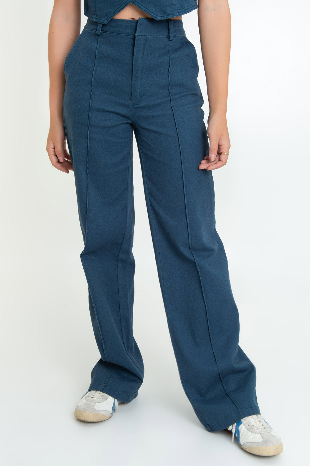 Corte Recto Outfit Con Pantalón De Mezclilla Pantalón De Fit