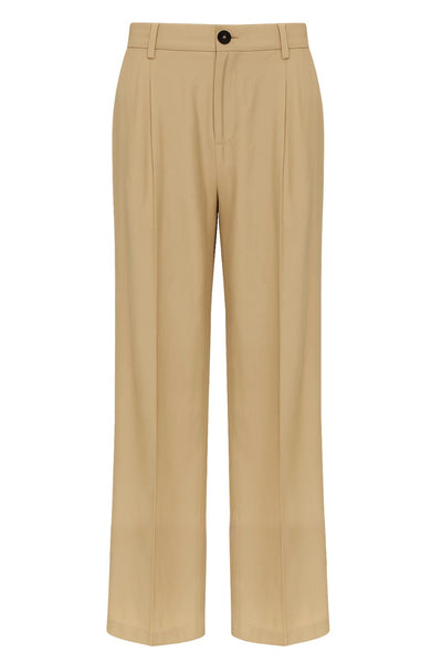 Pantalón fluido de fit wide leg, cintura alta con pretina y trabillas, pinzas frontales, bolsillos delanteros, cierre frontal con botón y cremallera oculta.