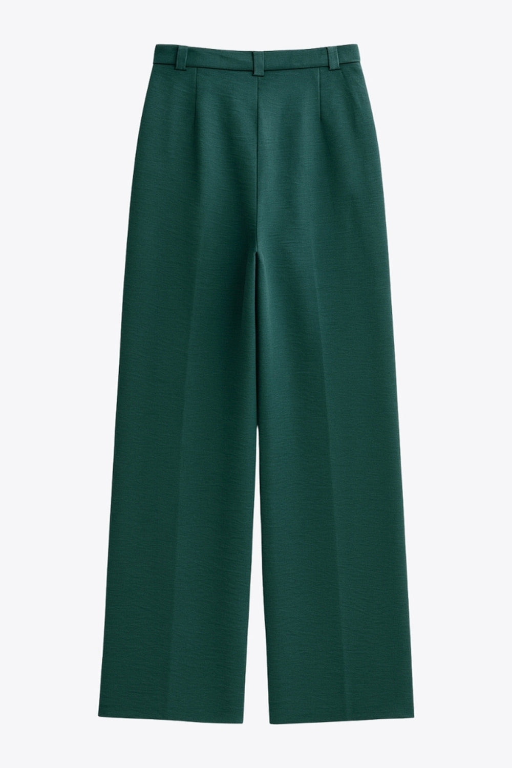 Pantalón fluido de fit wide leg, cintura alta con pretina, trabillas, pinzas frontales y bolsillos delanteros. Cierre frontal con cremallera oculta y detalle de botón lateral en pretina.