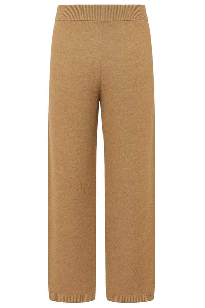 Pantalón de punto fit recto, cintura media con pretina elástica y rib en bajo.