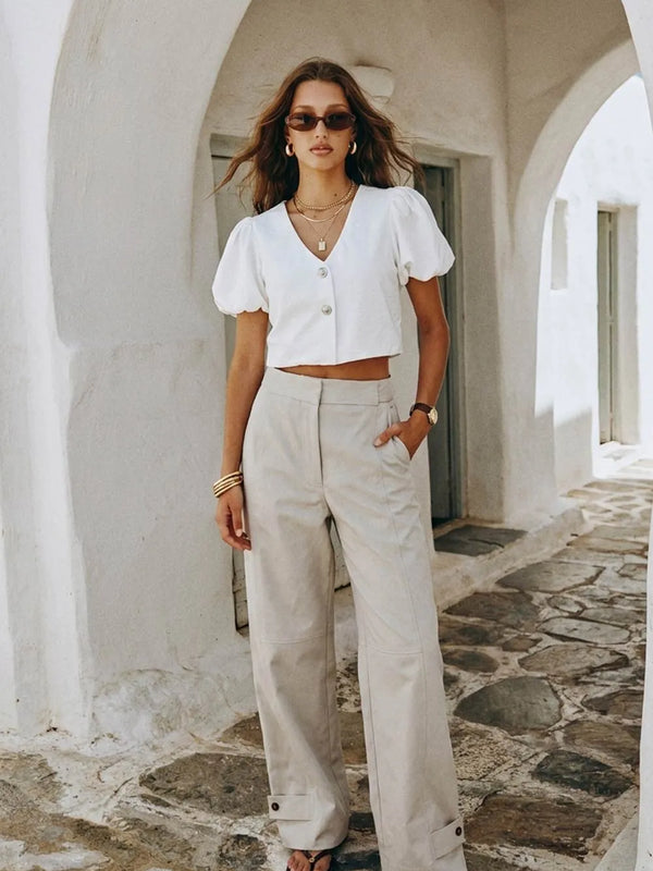 Pantalón wide leg con costuras trabillas decorativas