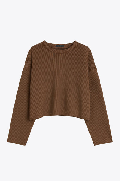 Jersey básico de punto, fit recto, cuello redondo y manga larga de hombro caído.