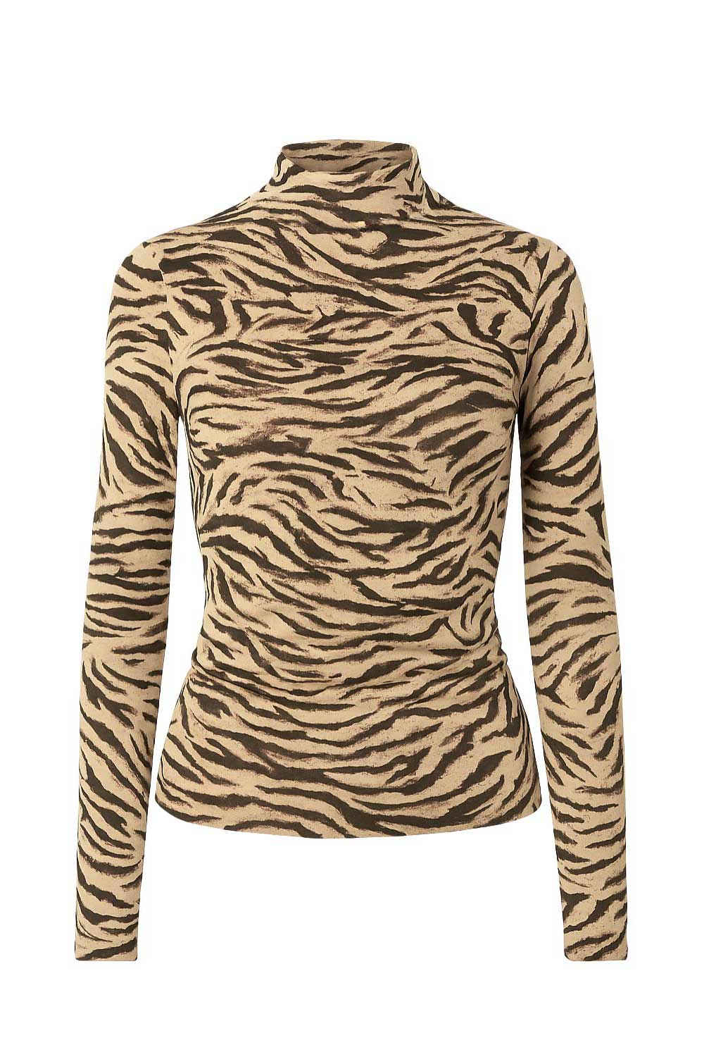Top de estampado animal, fit ajustado, cuello alto y manga larga.