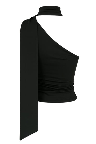 Blusa satinada asimétrica de fit recto, sin mangas, escote diagonal con detalle de choker cruzado.