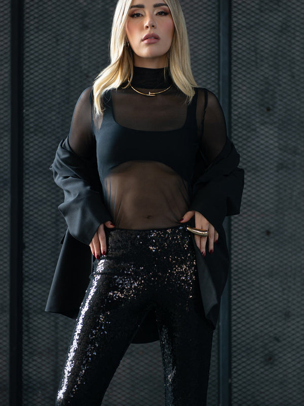 Top básico de mesh fit recto cuello alto