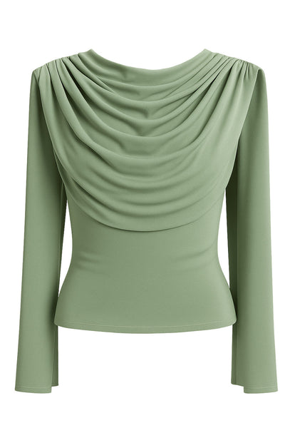 Top de fit ajustado, sin mangas, cuello redondo y detalle decorativo frontal con plisados en hombros.