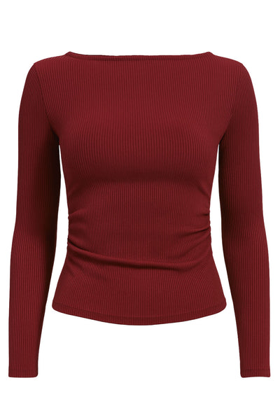 Top básico canalé de fit ajustado, cuello barco, manga larga y plisados decorativos laterales.