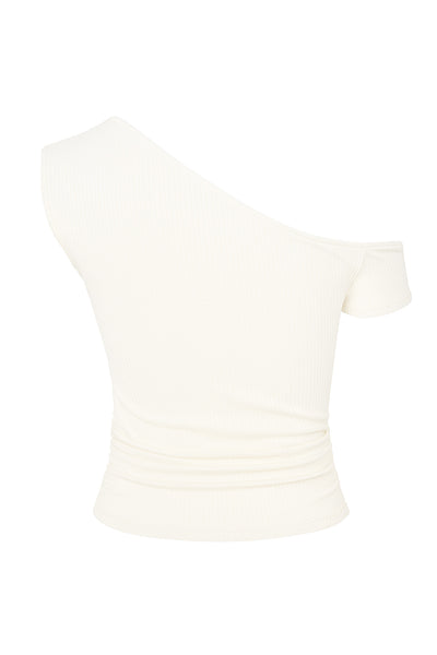 Top corto canalé asimétrico de fit ajustado, un manga corta seguida con hombro descubierto, plisados en costados y un hombro.