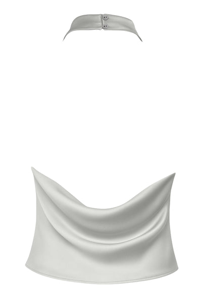 Top corto halter de cuello alto fluido, fit recto, escote en espalda, cierre posterior con botón y ojal.