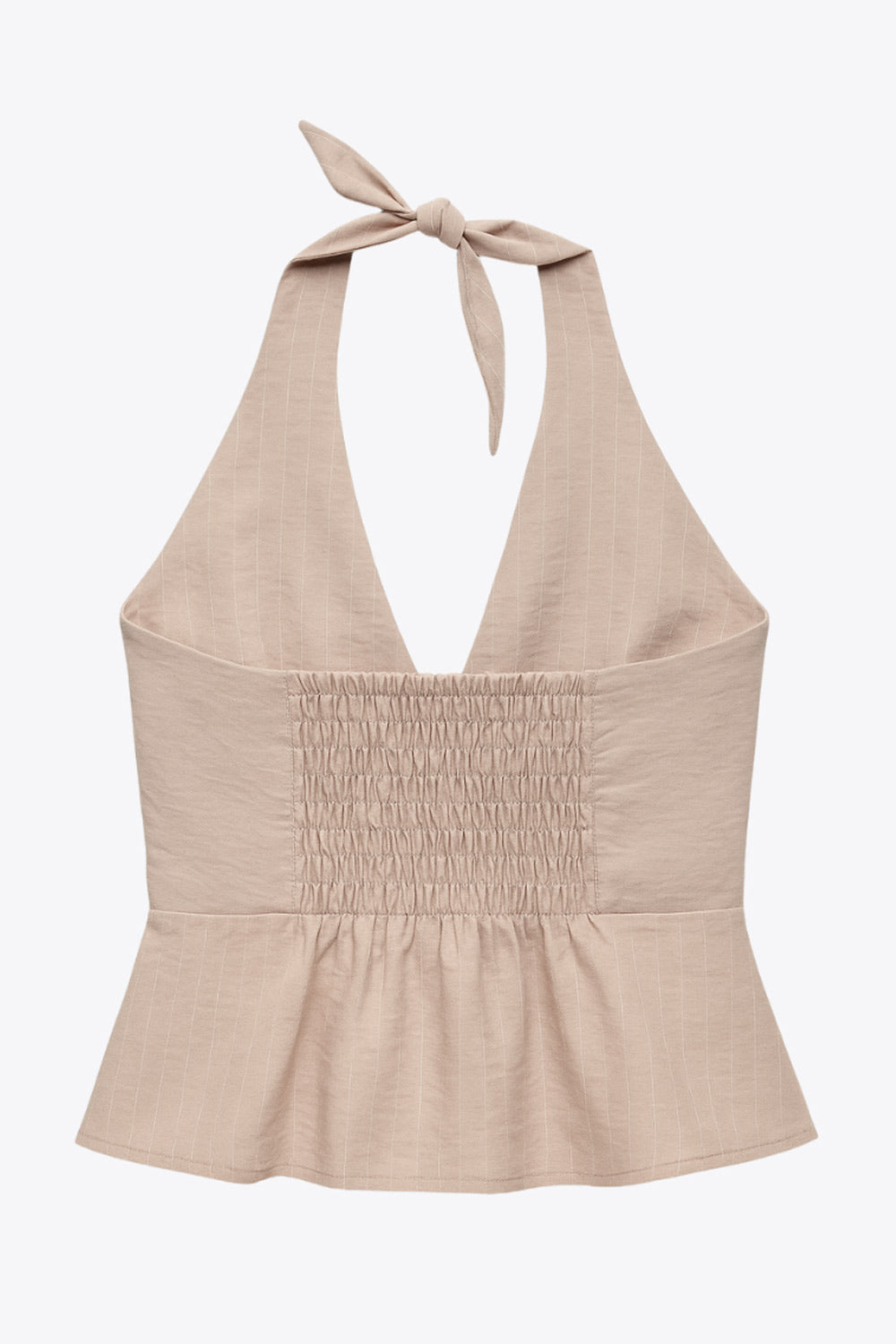 Top corto de estampado rayas, cuello halter con nudo amarrable posterior, escote v con cortes y plisados decorativos frontales, fit ajustado, escote en espalda con fruncido posterior, cierre frontal con hilera de botones y abertura en bajo.