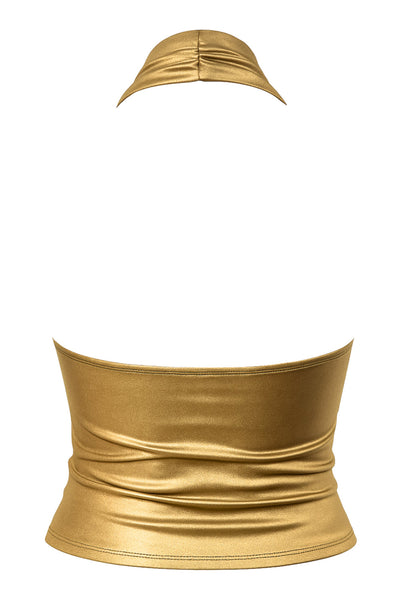 Top halter metálico de fit ajustado, escote fluido, sin mangas y detalles plisados posteriores.