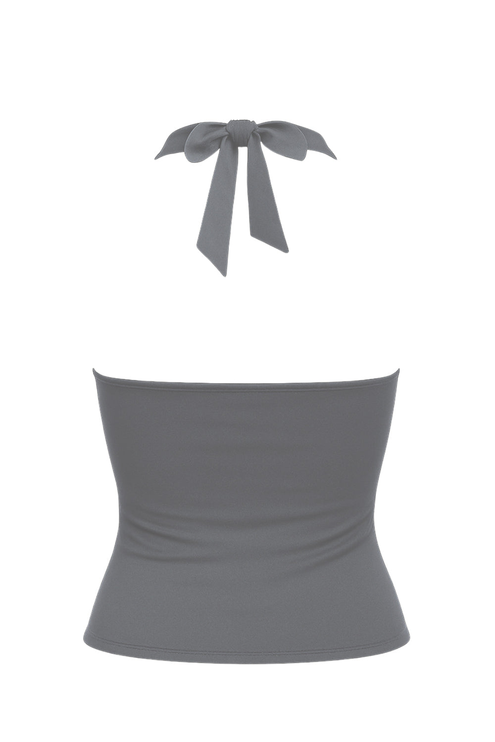 Top corto halter de fit ajustado, escote v cruzado con cortes, plisados decorativos y lazo amarrable posterior.