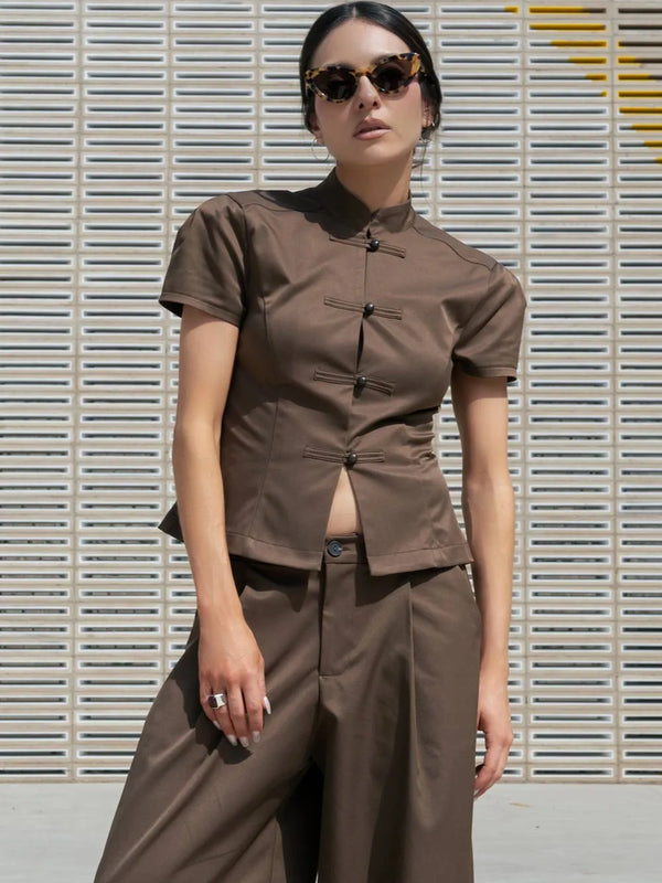 Top manga corta cuello mao