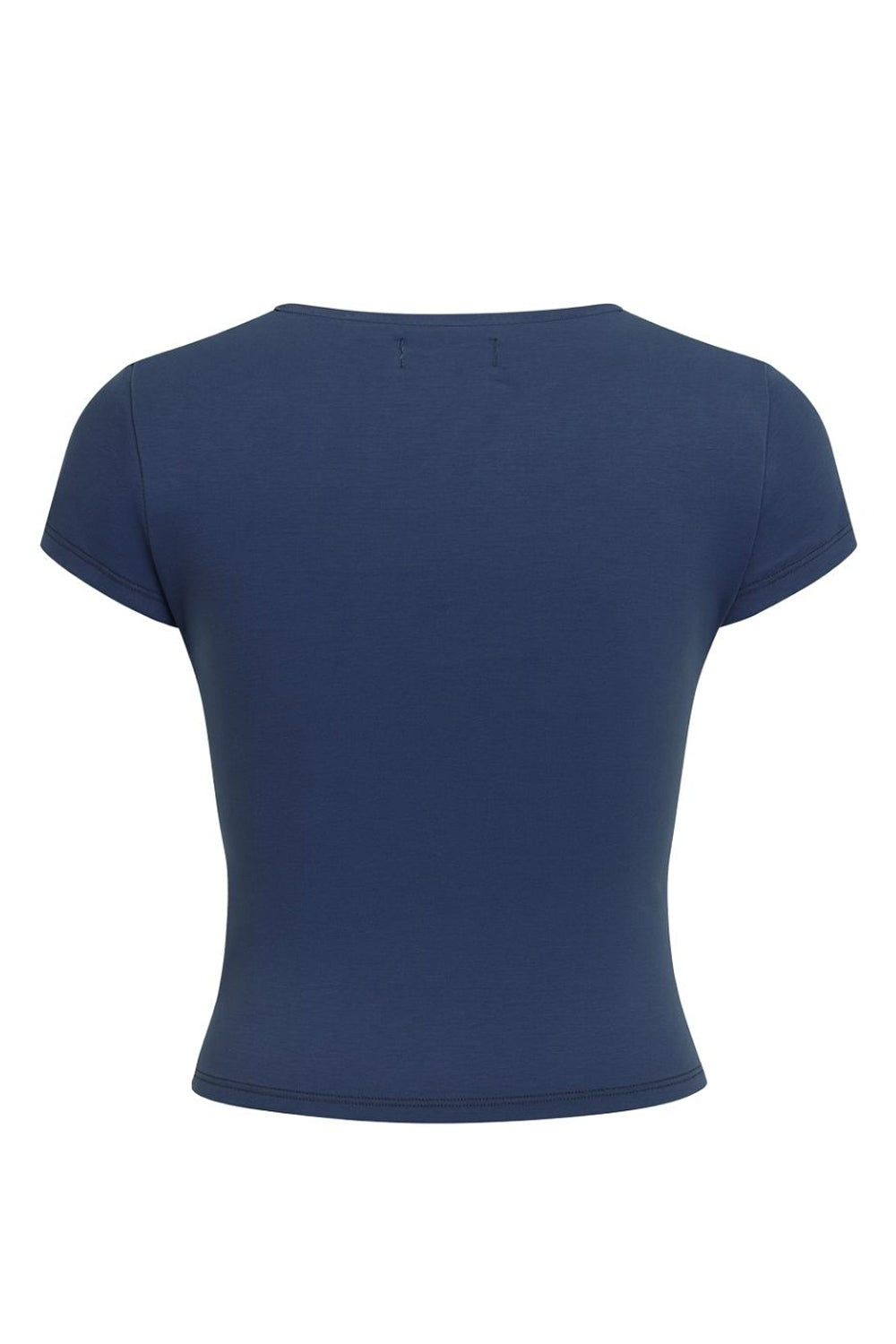 Top corto de fit ajustado, cuello redondo, manga corta y cierre frontal con hilera de botones.