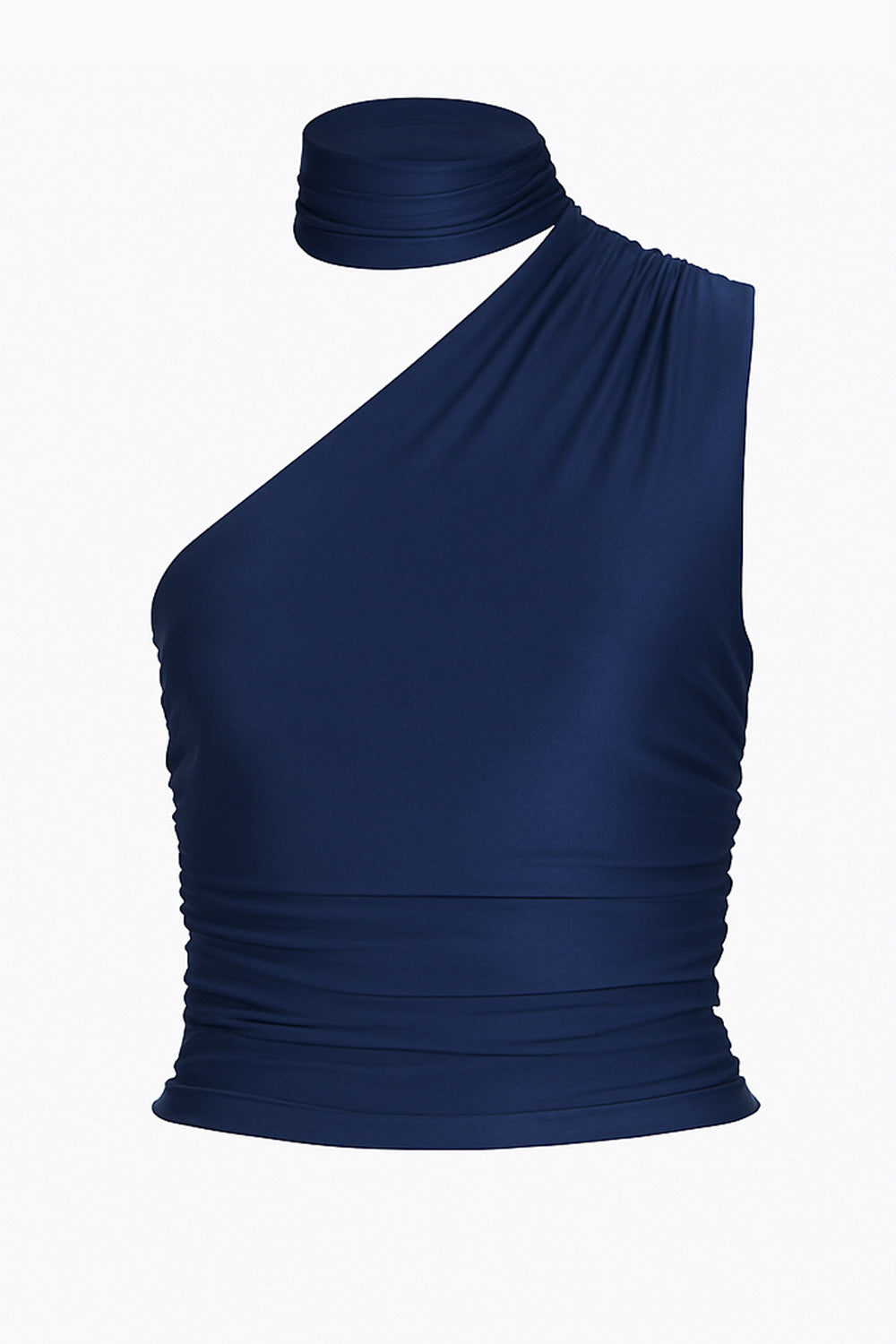 Top satinado asimétrico, de fit ajustado, detalles plisados laterales y en hombro, sin mangas, un hombro, escote diagonal y choker con plisados. Cierre posterior con botón y ojal.