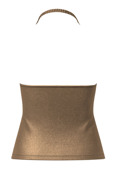 Top corto metálico de cuello halter fluido, sin mangas, fit ajustado y escote en espalda.