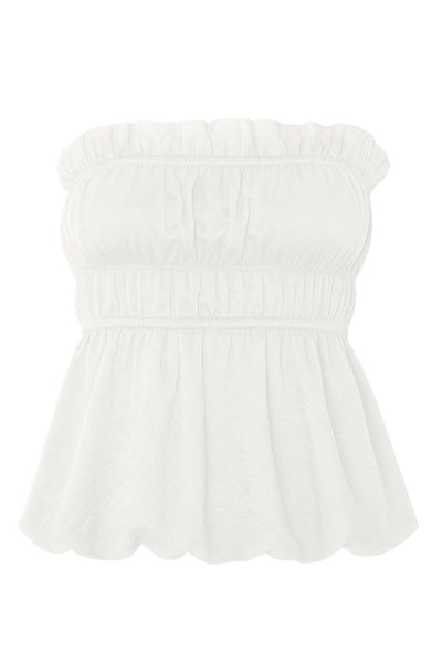 Top strapless con peplum globo, fit ajustado, escote recto con rib elástico y olanes en borde, plisados con rib elástico en cintura y bajo con acabado en volumen.