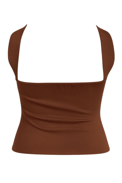 Top tubo de fit ajustado, escote recto, plisados en costados y detalle decorativo posterior de choker.