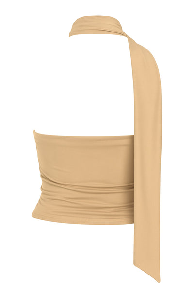 Top tubo de fit ajustado, escote recto, plisados en costados y detalle lateral de choker cruzado.