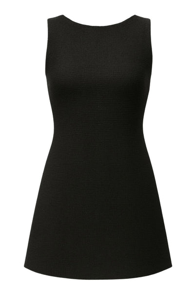 Vestido corto de fit recto, sin mangas, cuello barco y escote en espalda con lazo amarrable posterior.