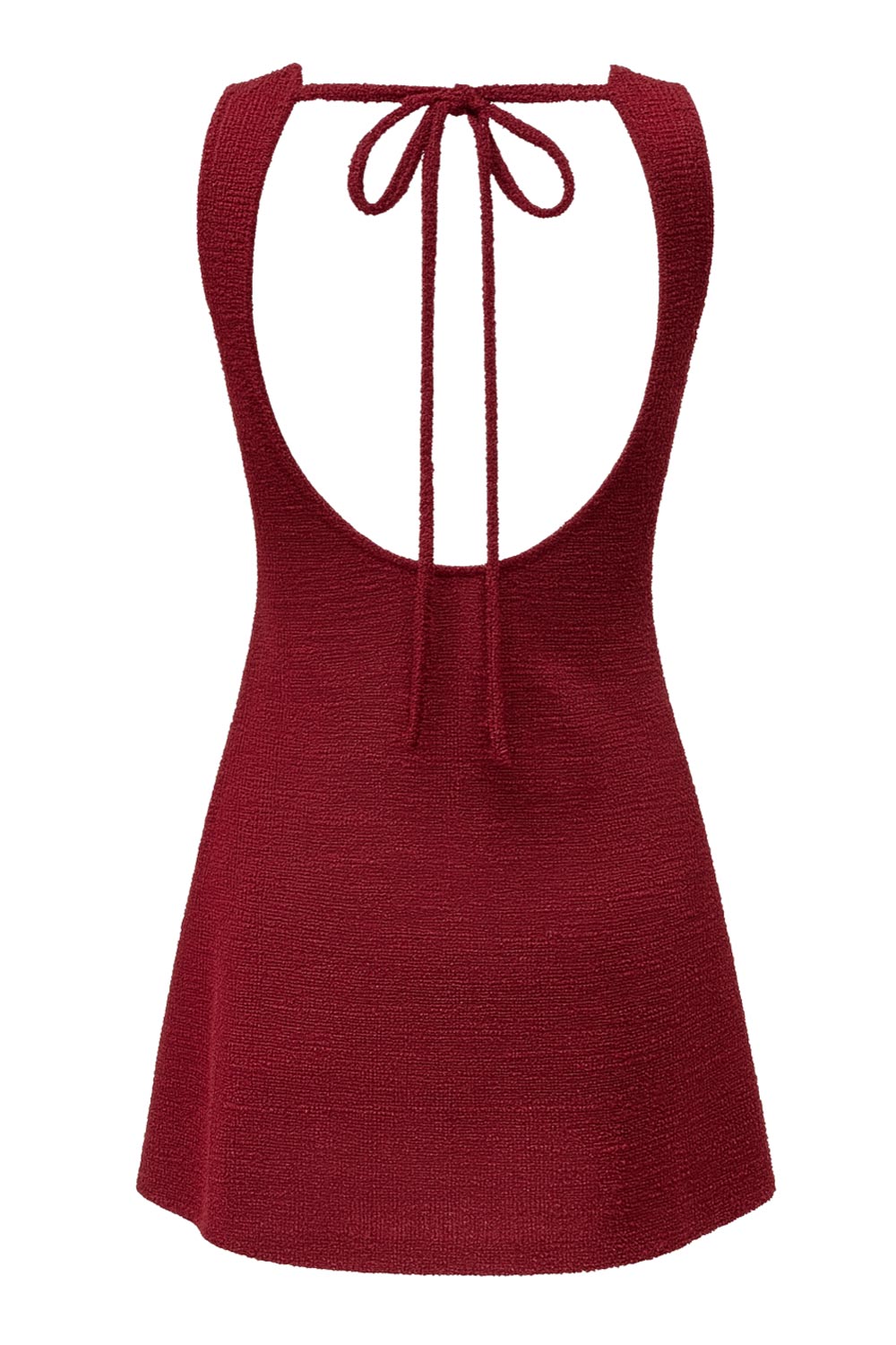 Vestido corto de fit recto, sin mangas, cuello barco y escote en espalda con lazo amarrable posterior.